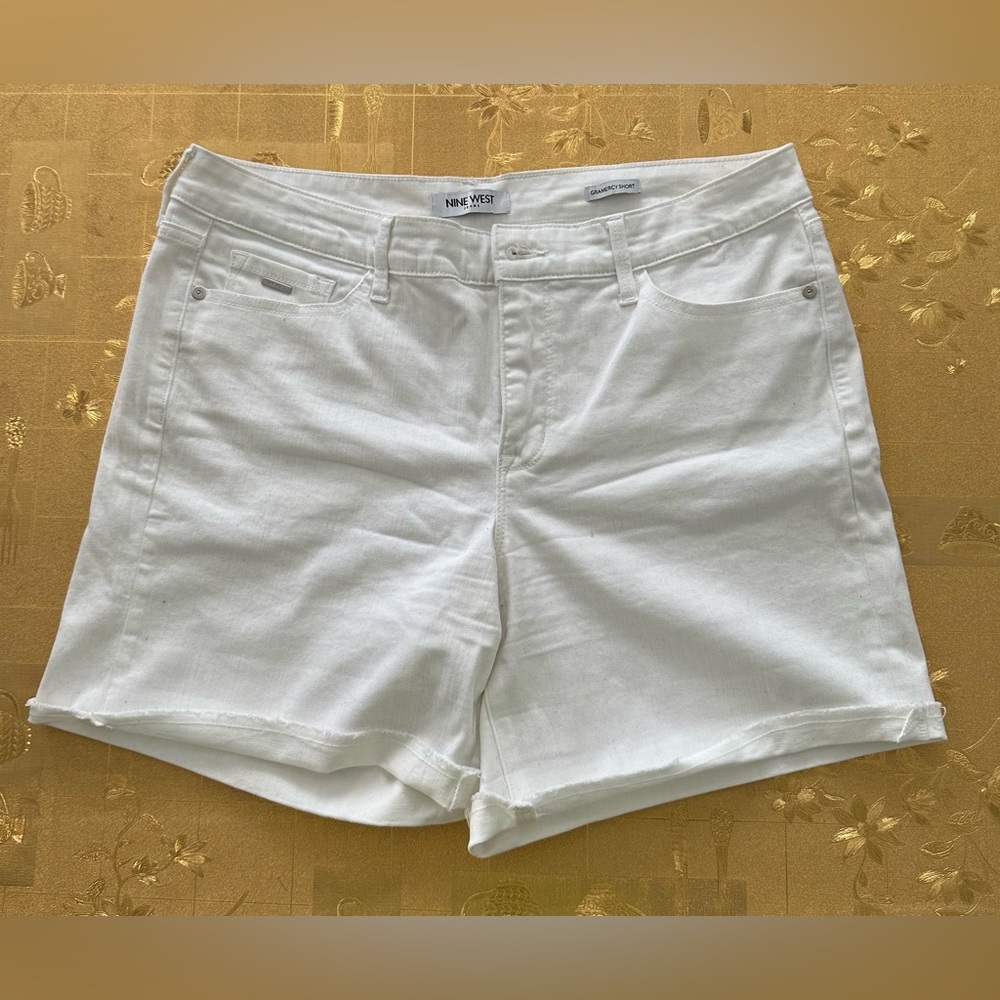 Nine West Jeans Gramercy White Shorts